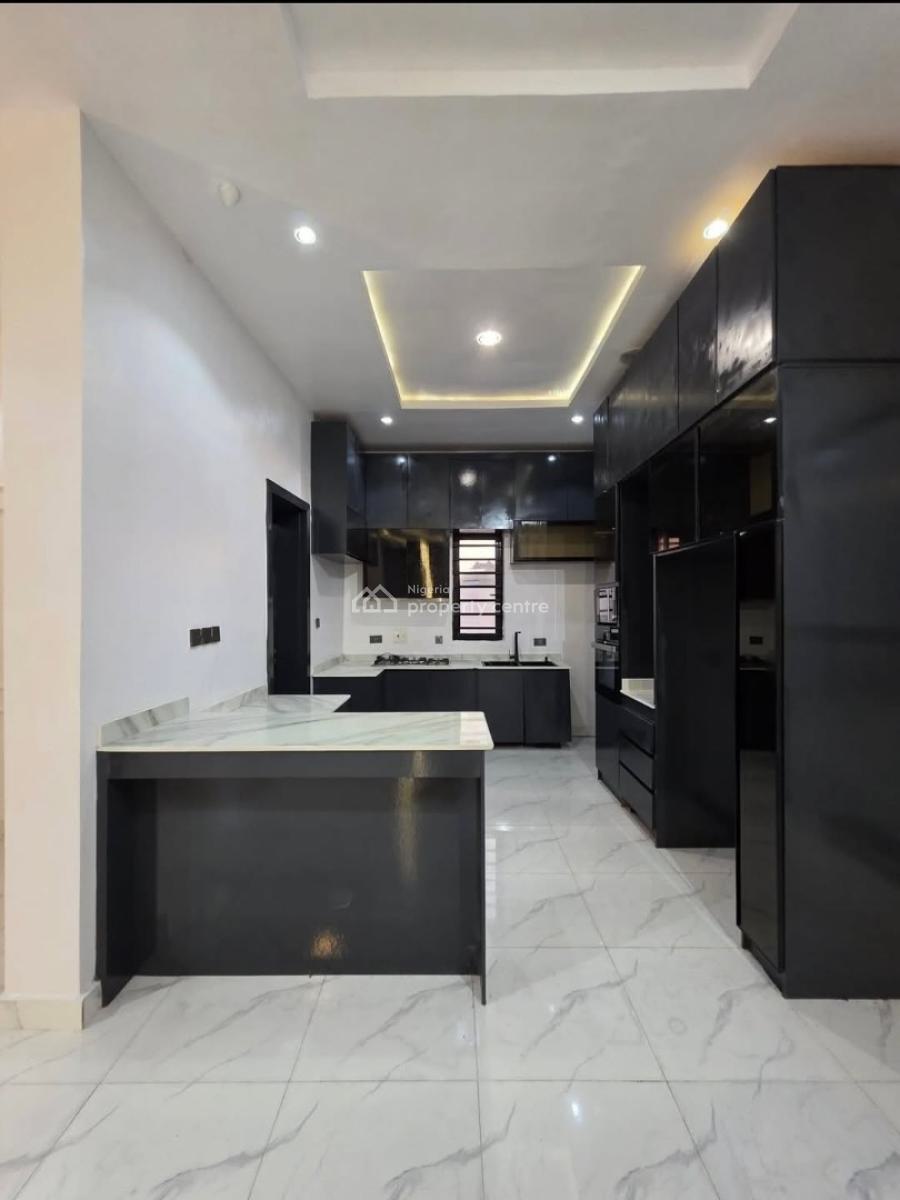 5 Bedroom Fully-detached Duplex with Bq, Ajah, Lagos, Detached Duplex for Sale
