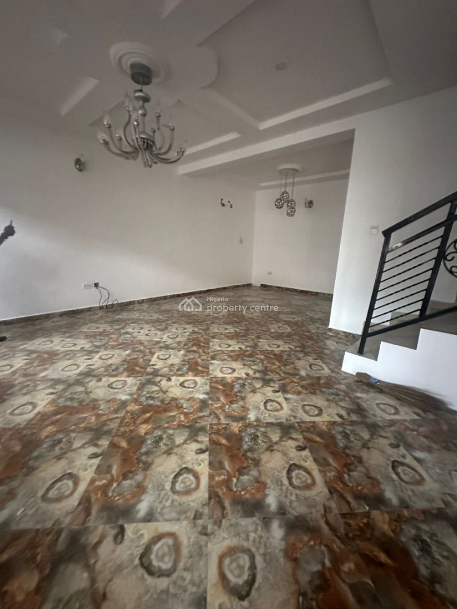 4 Bedrooms Terrace with Bq, Chevron, Lekki, Lagos, Terraced Duplex for Rent