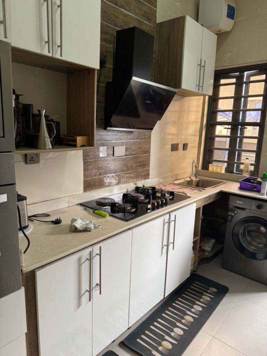 a Spacious Room in a Shared Apartment, Royal Pine Estate, Orchid Road ., Lekki, Lagos, Self Contain (single Rooms) for Rent