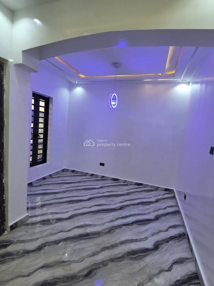 Perfect 5 Bedroom Terrace Duplex, Ajao Estate, Off Airport Road, Ikeja, Lagos, Terraced Duplex for Sale