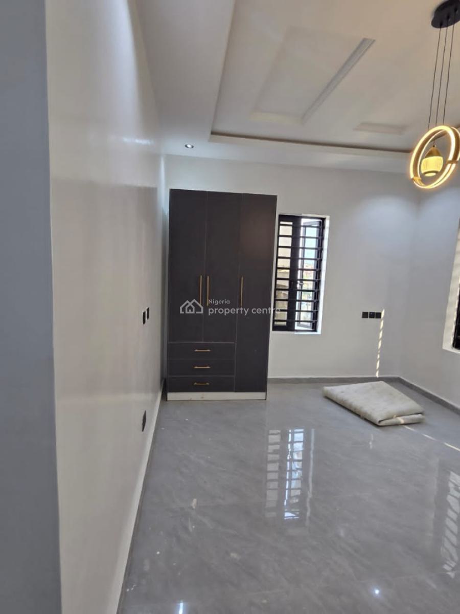 Perfect 5 Bedroom Terrace Duplex, Ajao Estate, Off Airport Road, Ikeja, Lagos, Terraced Duplex for Sale