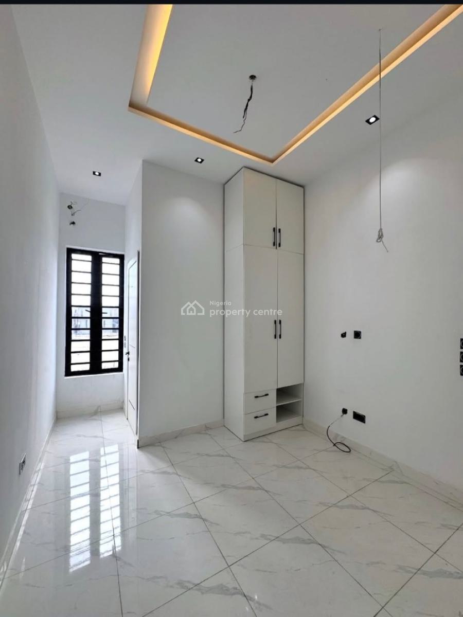 4-bedroom Semi-detached Duplex  with Bq, Ajah Lekki, Lekki, Lagos, Semi-detached Duplex for Sale