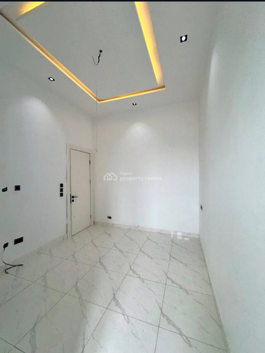 4-bedroom Semi-detached Duplex  with Bq, Ajah Lekki, Lekki, Lagos, Semi-detached Duplex for Sale