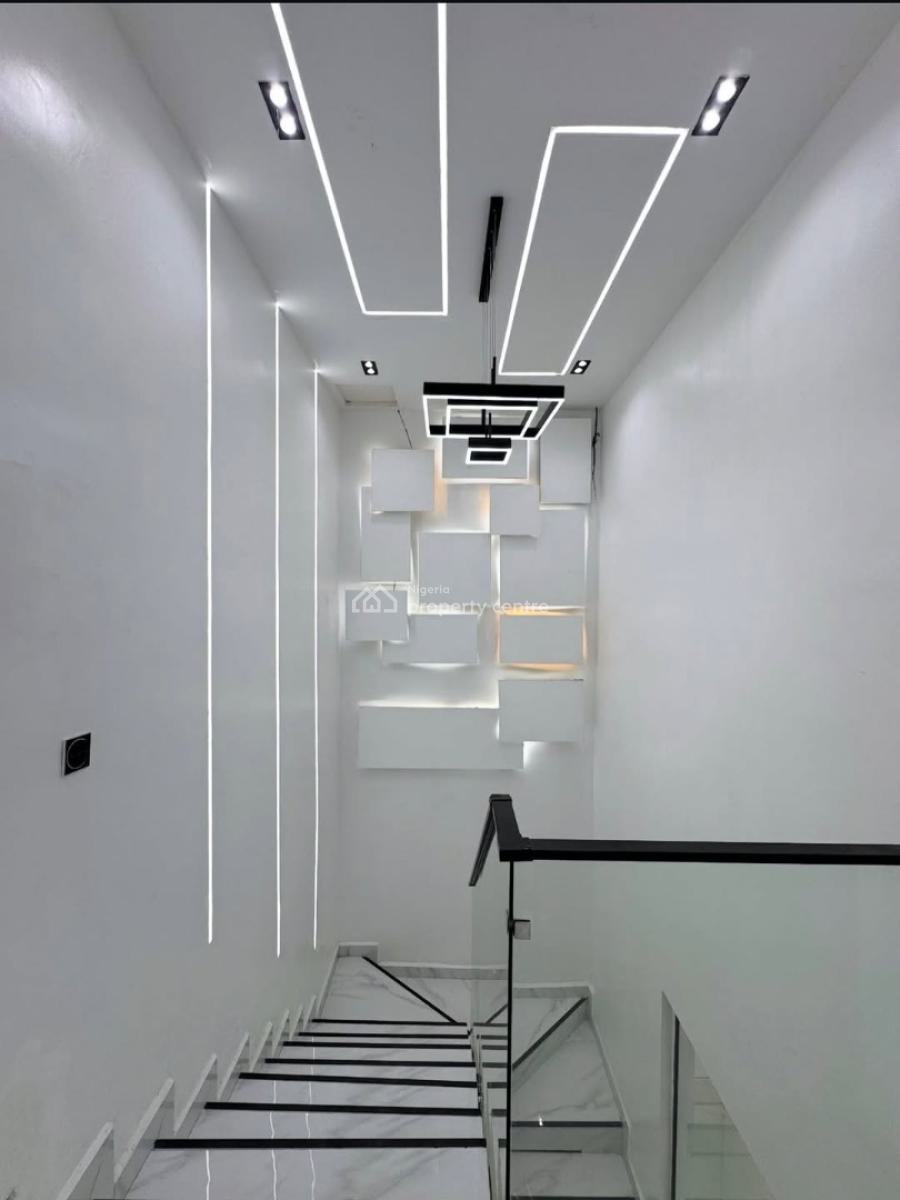 4-bedroom Semi-detached Duplex  with Bq, Ajah Lekki, Lekki, Lagos, Semi-detached Duplex for Sale