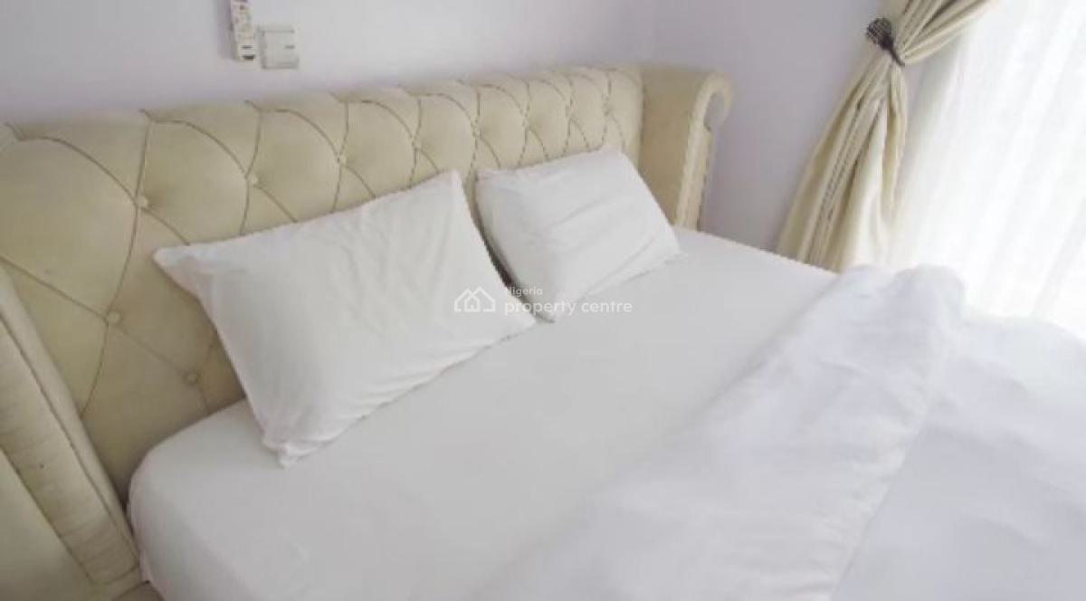 Fully Furnished and Serviced 3 Bedroom Penthouse, Cromwell Estate, Lekki, Lagos, Flat / Apartment Short Let