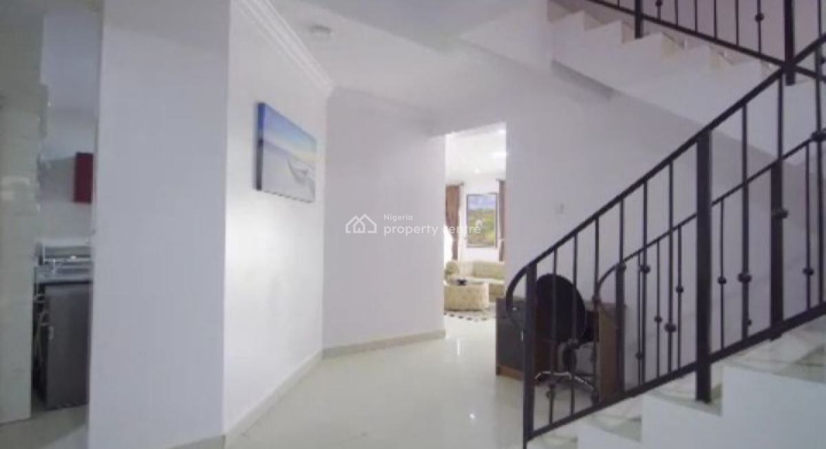 Fully Furnished and Serviced 3 Bedroom Penthouse, Cromwell Estate, Lekki, Lagos, Flat / Apartment Short Let