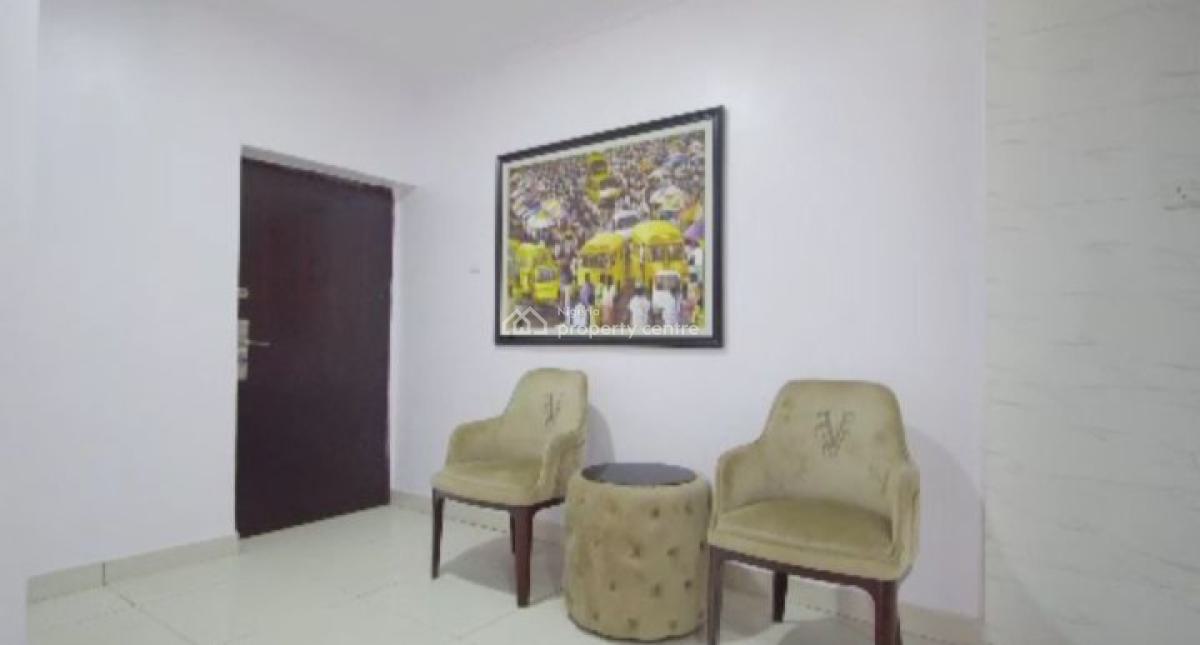 Fully Furnished and Serviced 3 Bedroom Penthouse, Cromwell Estate, Lekki, Lagos, Flat / Apartment Short Let