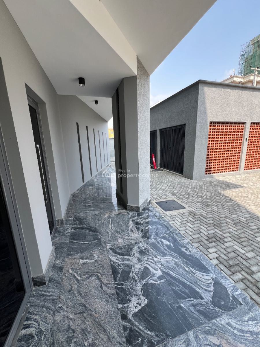 Rooftop/terrace for Restaurant, Bar, Church, Events, Lounge, Etc., Lekki Phase 1, Lekki, Lagos, Restaurant / Bar for Rent