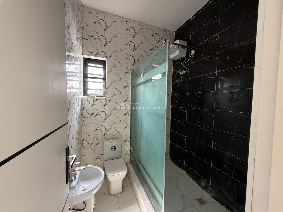 4 Bedroom Semi Detached with Bq for Distress, Ikota Villa Estate, Ikota, Lekki, Lagos, Semi-detached Duplex for Sale