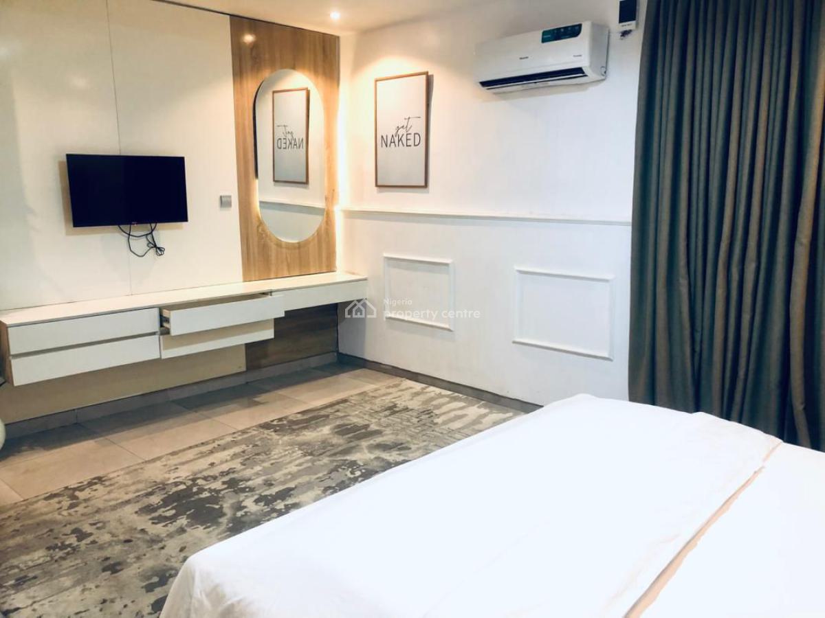 Beautiful 3 Bedroom Apartment, Yaba, Lagos, Mini Flat (room and Parlour) Short Let