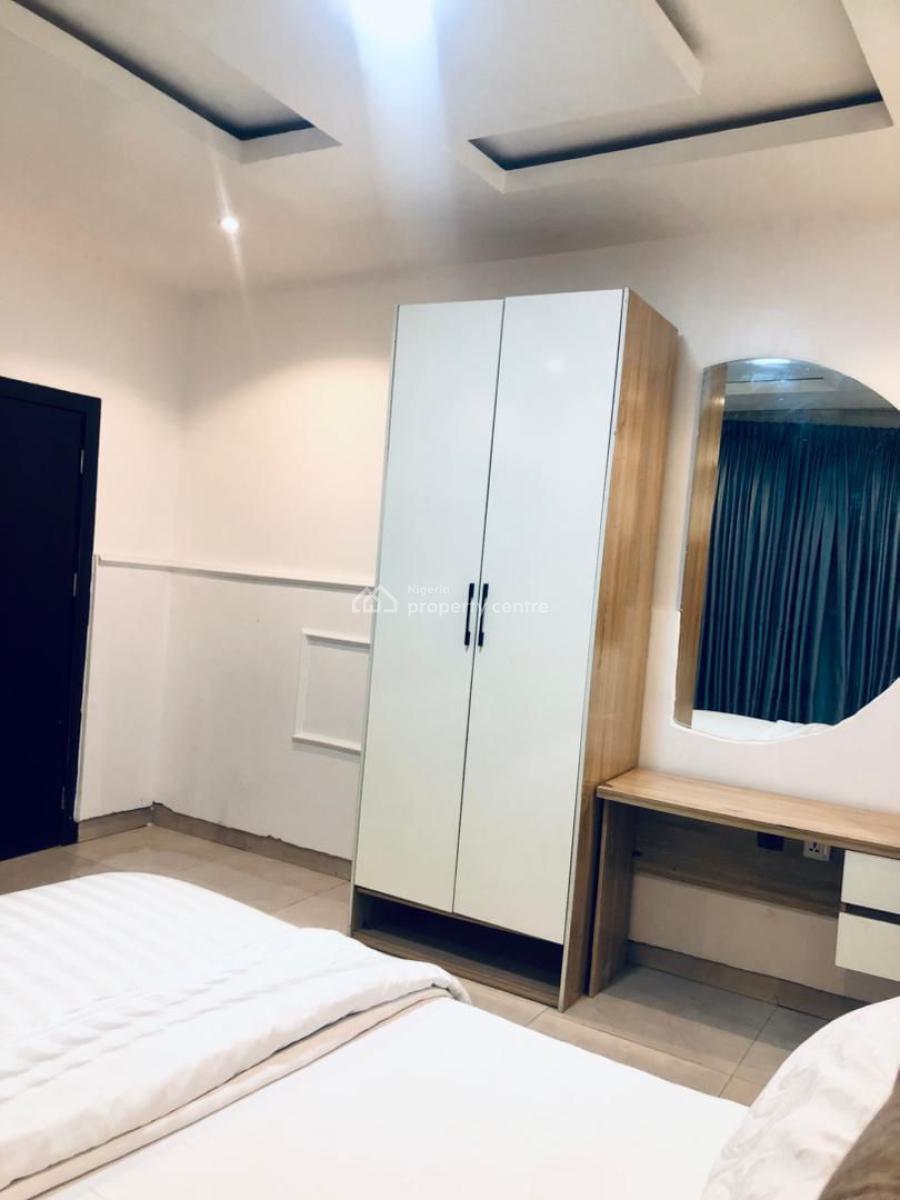 Beautiful 3 Bedroom Apartment, Yaba, Lagos, Mini Flat (room and Parlour) Short Let