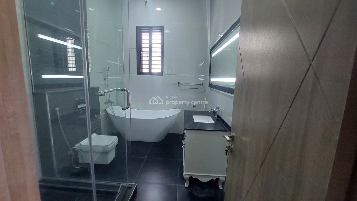 5 Bedroom Detached Mansion, Guzape District, Abuja, Detached Duplex for Sale