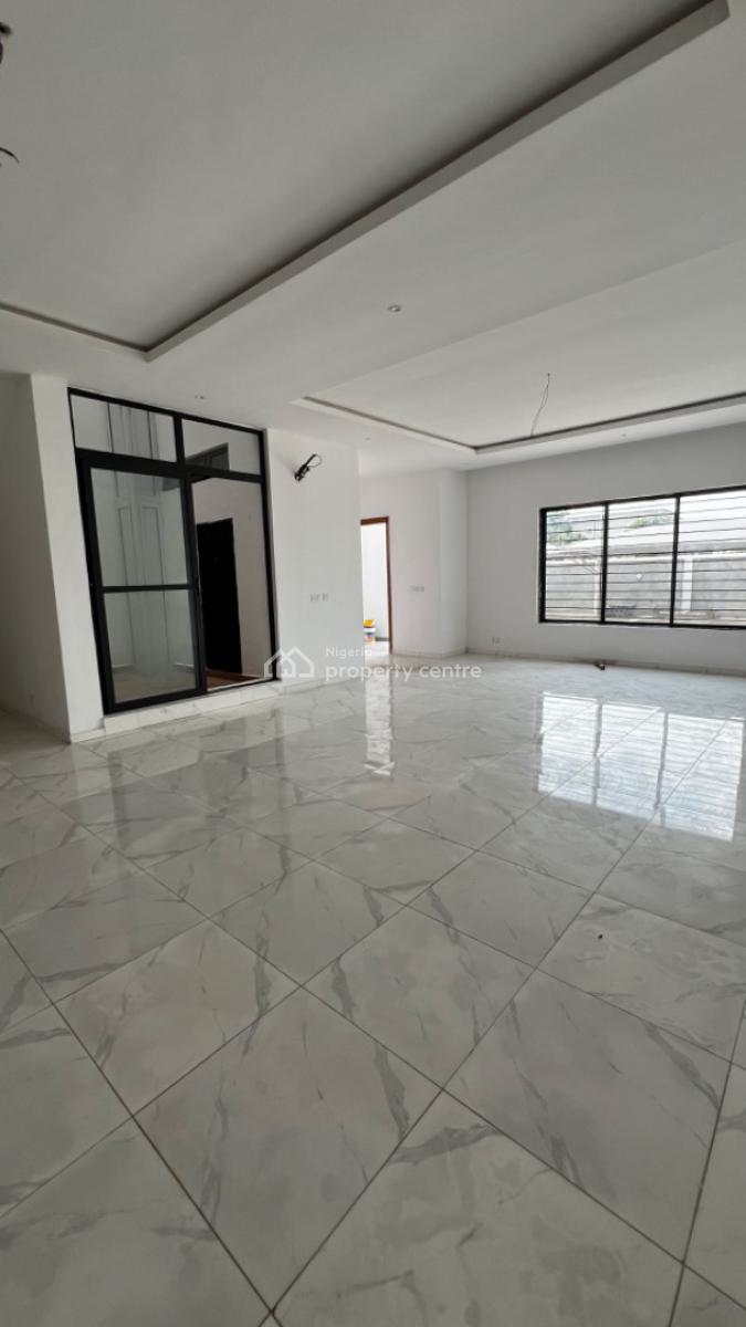 Lovely and Spacious 4-bedroom Terraced Duplex Plus Bq, Admiralty, Lekki Phase 1, Lekki, Lagos, Terraced Duplex for Rent