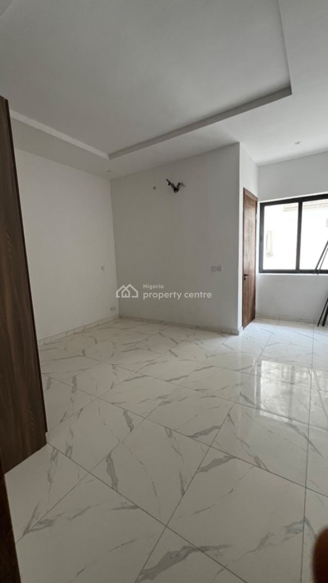 Lovely and Spacious 4-bedroom Terraced Duplex Plus Bq, Admiralty, Lekki Phase 1, Lekki, Lagos, Terraced Duplex for Rent