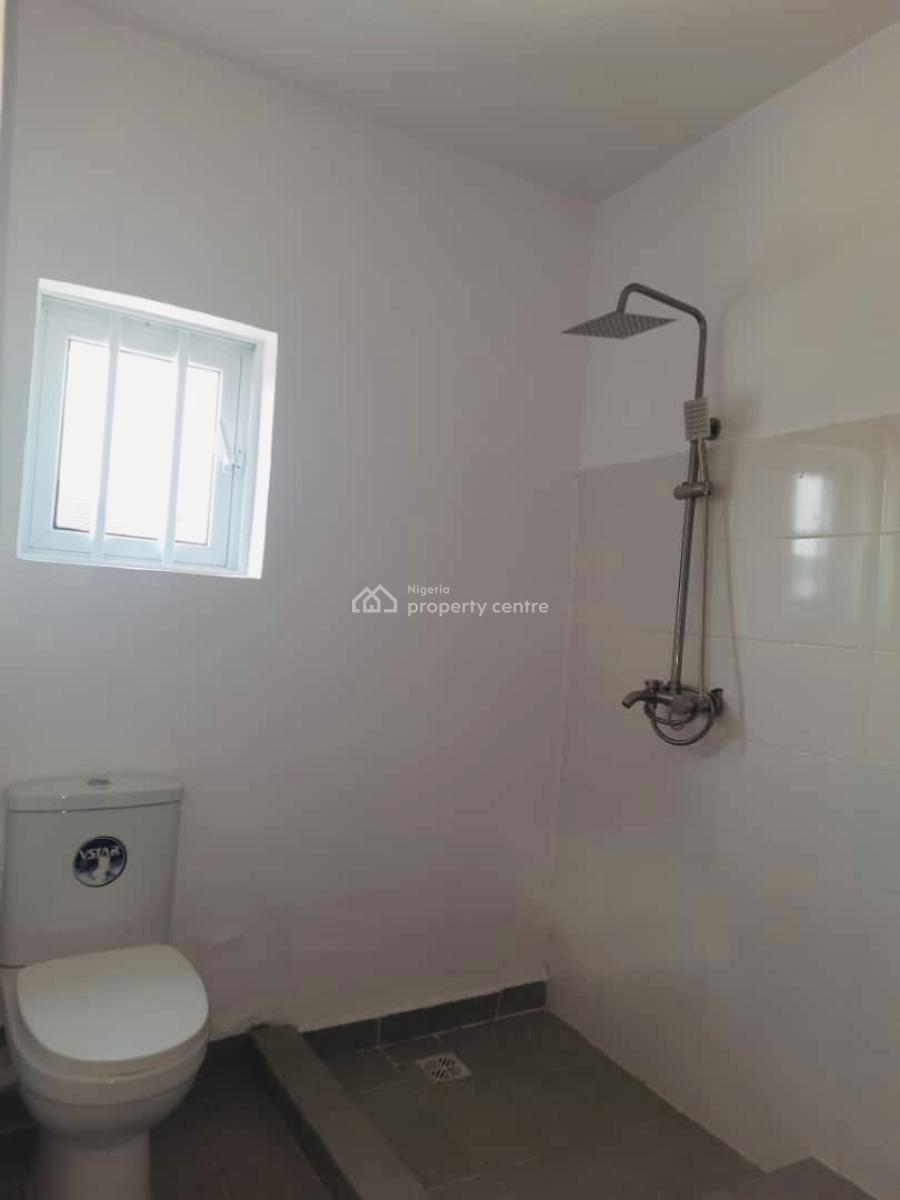 Distress Deal! Exquisite and Spacious 2 Bedroom Apartment, Sangotedo, Ajah, Lagos, Flat / Apartment for Sale