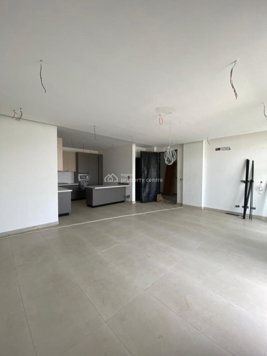 Fully Serviced 2 Bedroom Apartment with Rooftop Swimming Pool, Lekki Phase 1, Lekki, Lagos, Flat / Apartment for Sale