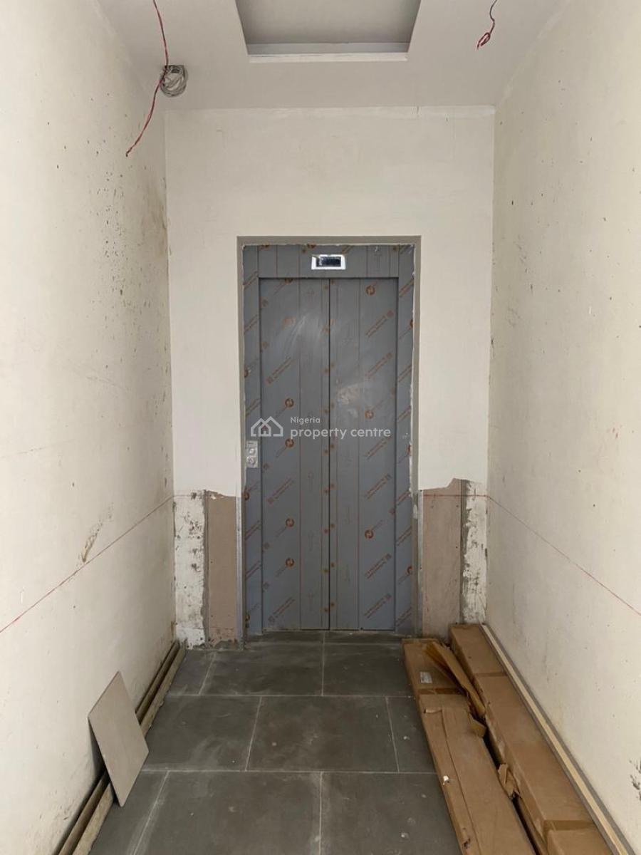 Fully Serviced 2 Bedroom Apartment with Rooftop Swimming Pool, Lekki Phase 1, Lekki, Lagos, Flat / Apartment for Sale