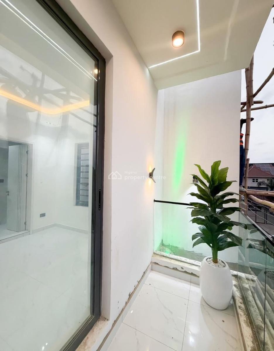 Dazzling Tower of a 2bedroom Apartment, Ikate, Lekki, Lagos, House for Sale