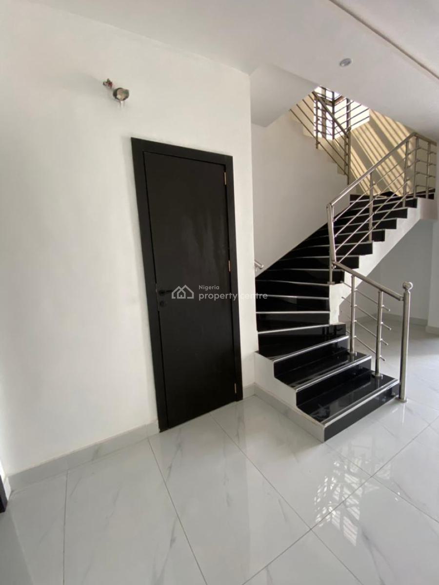 Exquisite 4 Bedroom Semi-detached Duplex with Bq, Chevron, Lekki Phase 2, Lekki, Lagos, Semi-detached Duplex for Rent