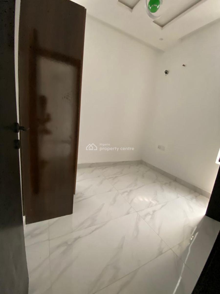 Exquisite 4 Bedroom Semi-detached Duplex with Bq, Chevron, Lekki Phase 2, Lekki, Lagos, Semi-detached Duplex for Rent