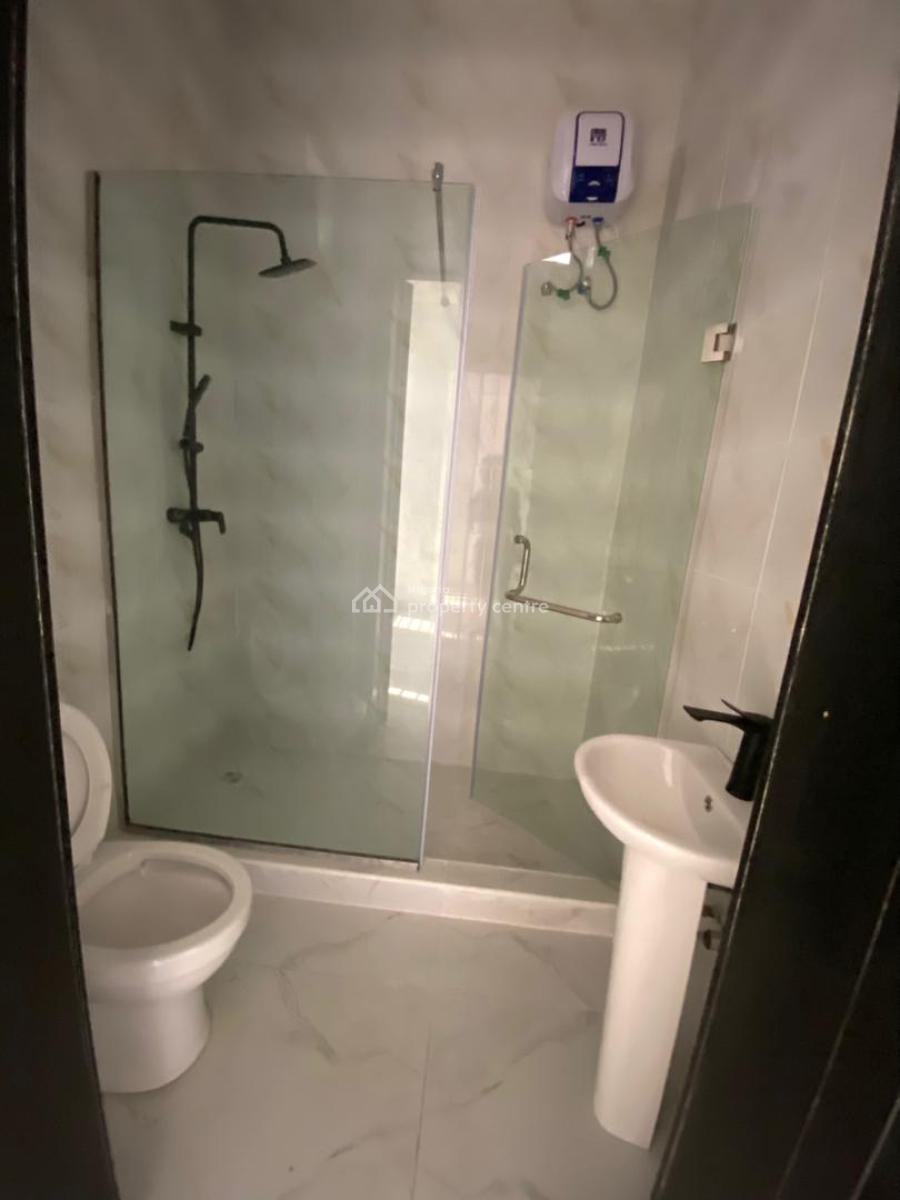 Exquisite 4 Bedroom Semi-detached Duplex with Bq, Chevron, Lekki Phase 2, Lekki, Lagos, Semi-detached Duplex for Rent