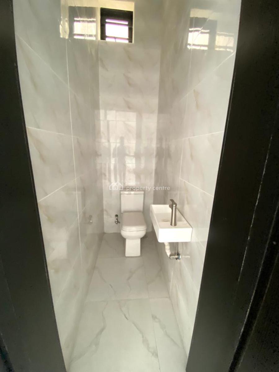 Exquisite 4 Bedroom Semi-detached Duplex with Bq, Chevron, Lekki Phase 2, Lekki, Lagos, Semi-detached Duplex for Rent