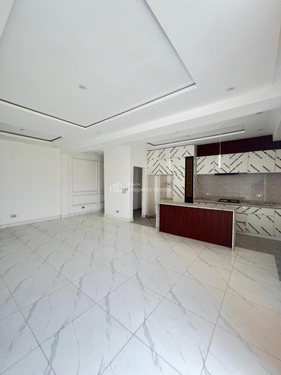 Lovely 2 Bedroom Apartment, Lekki Phase 1, Lekki, Lagos, Flat / Apartment for Sale