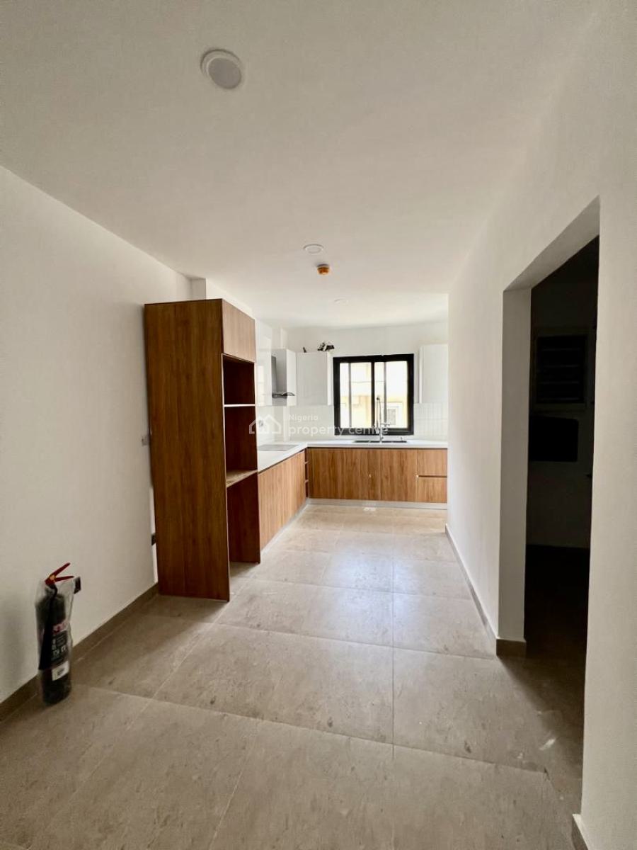 Exquisite 4 Bedroom Apartment with Pool, Gym and Elevator, Ikoyi, Lagos, Flat / Apartment for Sale