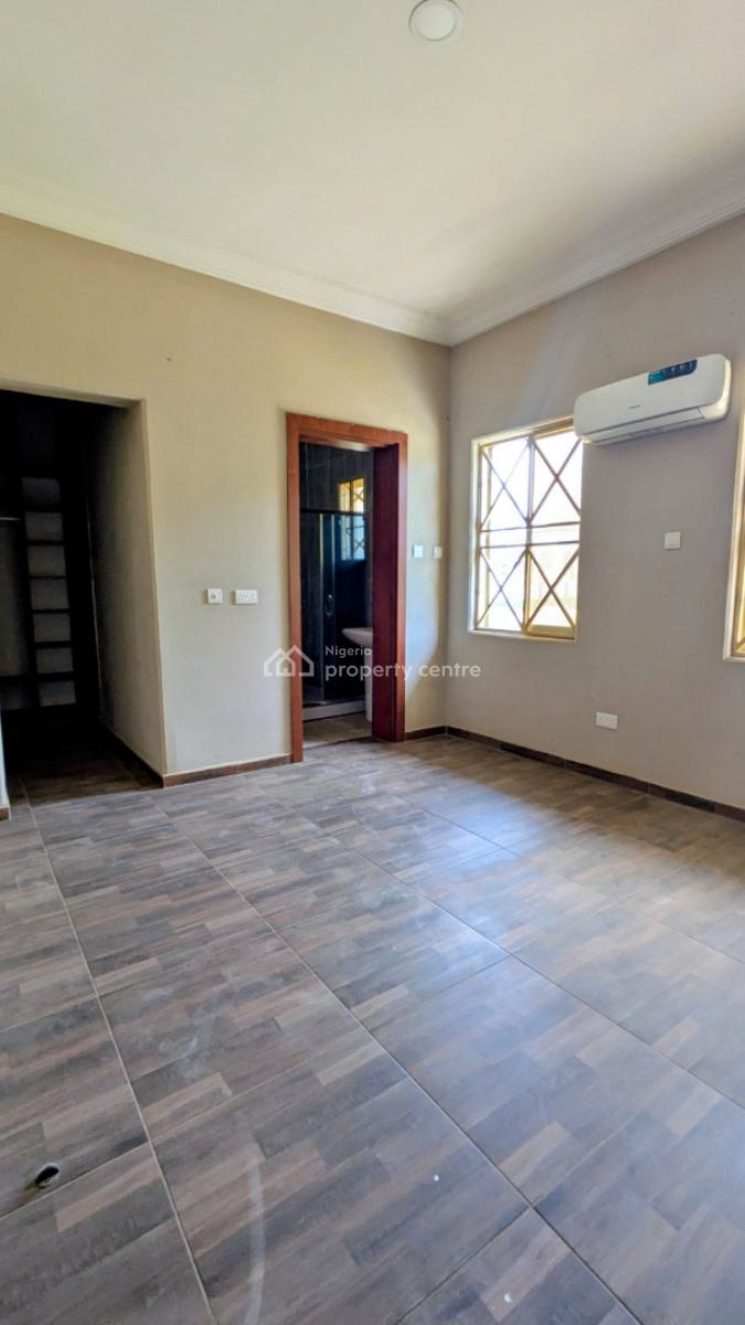 Clean 4 Bedroom Terrace Duplex with Bq, American International School, Durumi, Abuja, Terraced Duplex for Sale