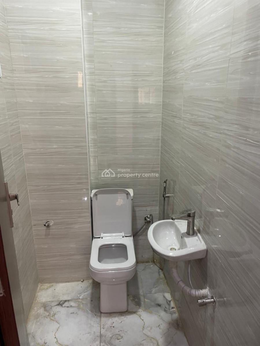 Luxury Newly Finished 3 Bedrooms, Chevron, Lekki Expressway, Lekki, Lagos, House for Rent
