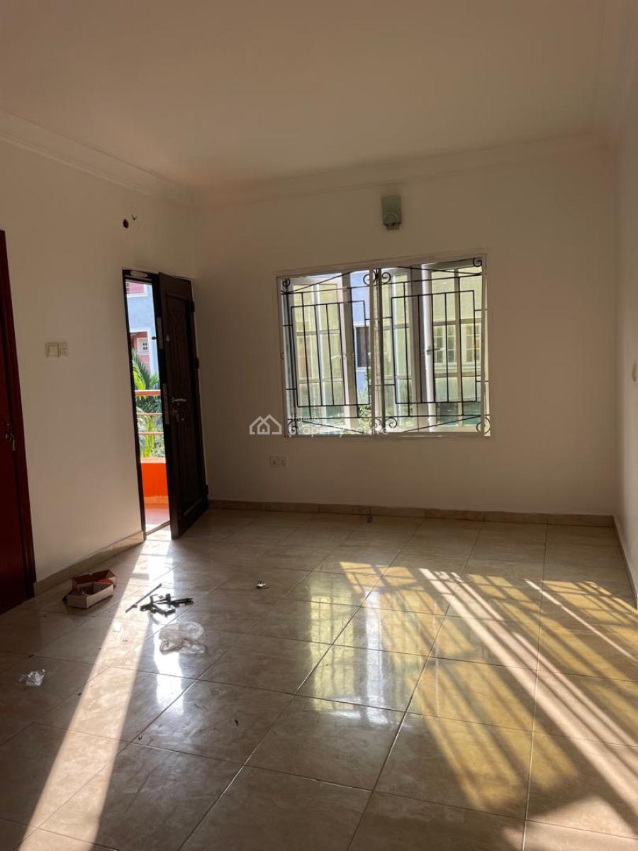 Specious Studio with Personal Meter, Chevron Drive, Lekki Expressway, Lekki, Lagos, Self Contain (single Rooms) for Rent