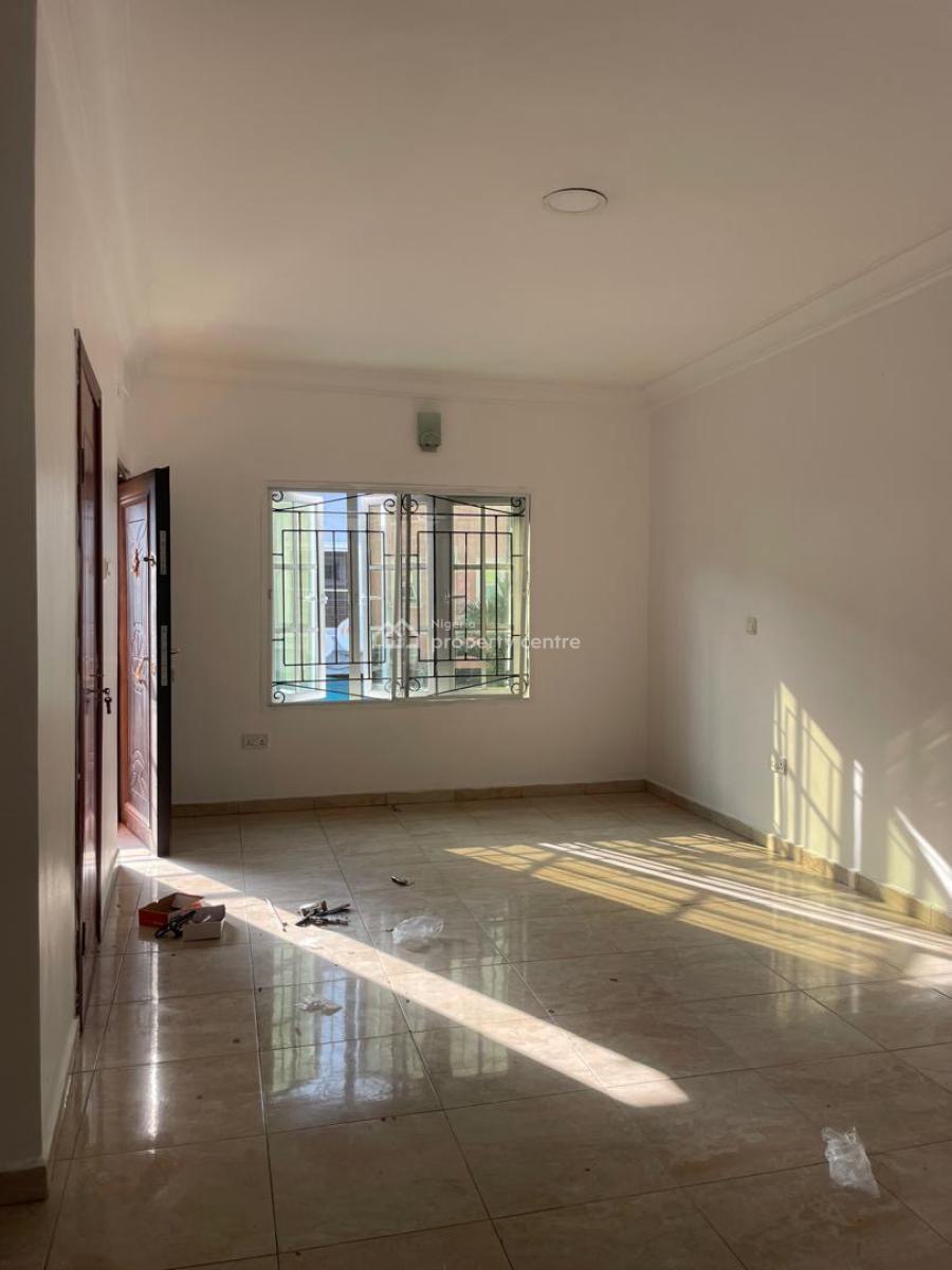 Specious Studio with Personal Meter, Chevron Drive, Lekki Expressway, Lekki, Lagos, Self Contain (single Rooms) for Rent