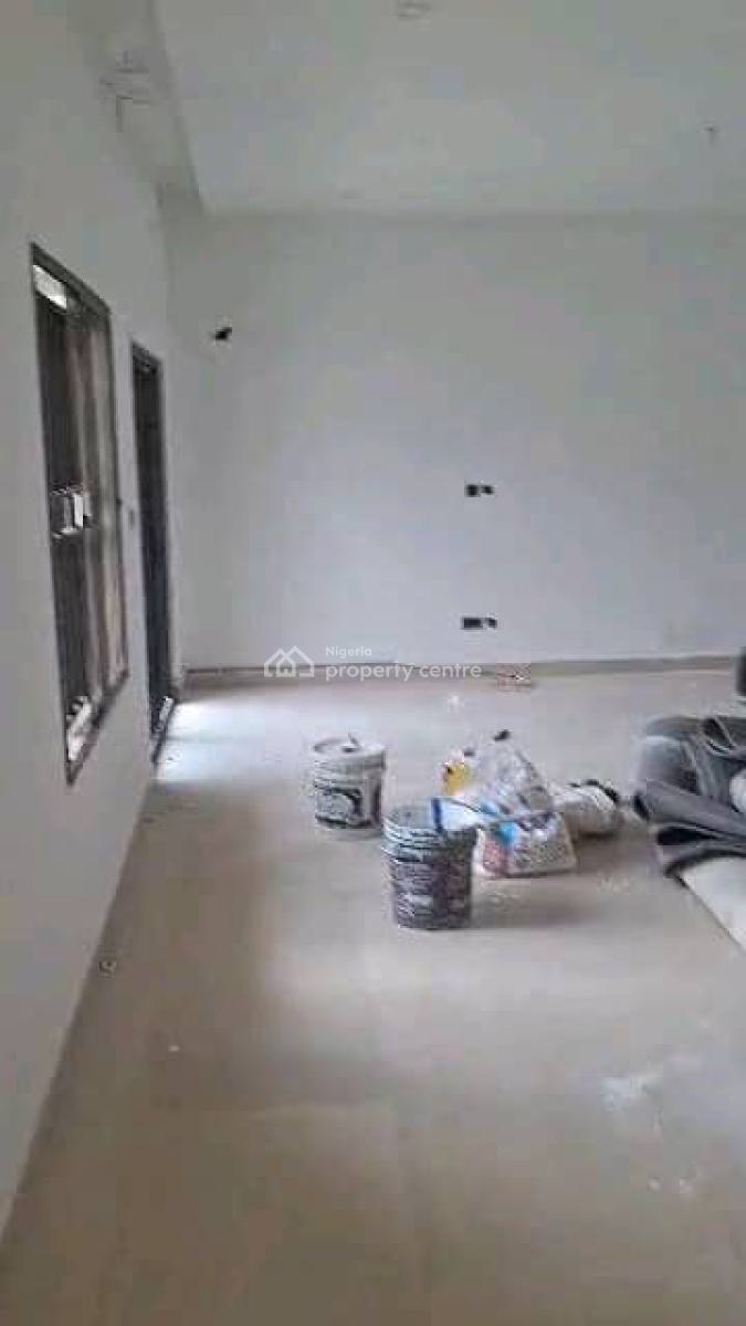 Tastefully Finished Spacious Standard Built 3 Bedroom Apartment., Jahi, Abuja, House for Rent