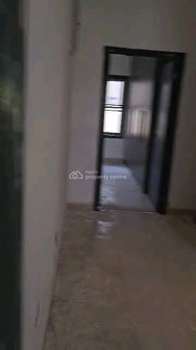 Tastefully Finished Spacious Standard Built 3 Bedroom Apartment., Jahi, Abuja, House for Rent