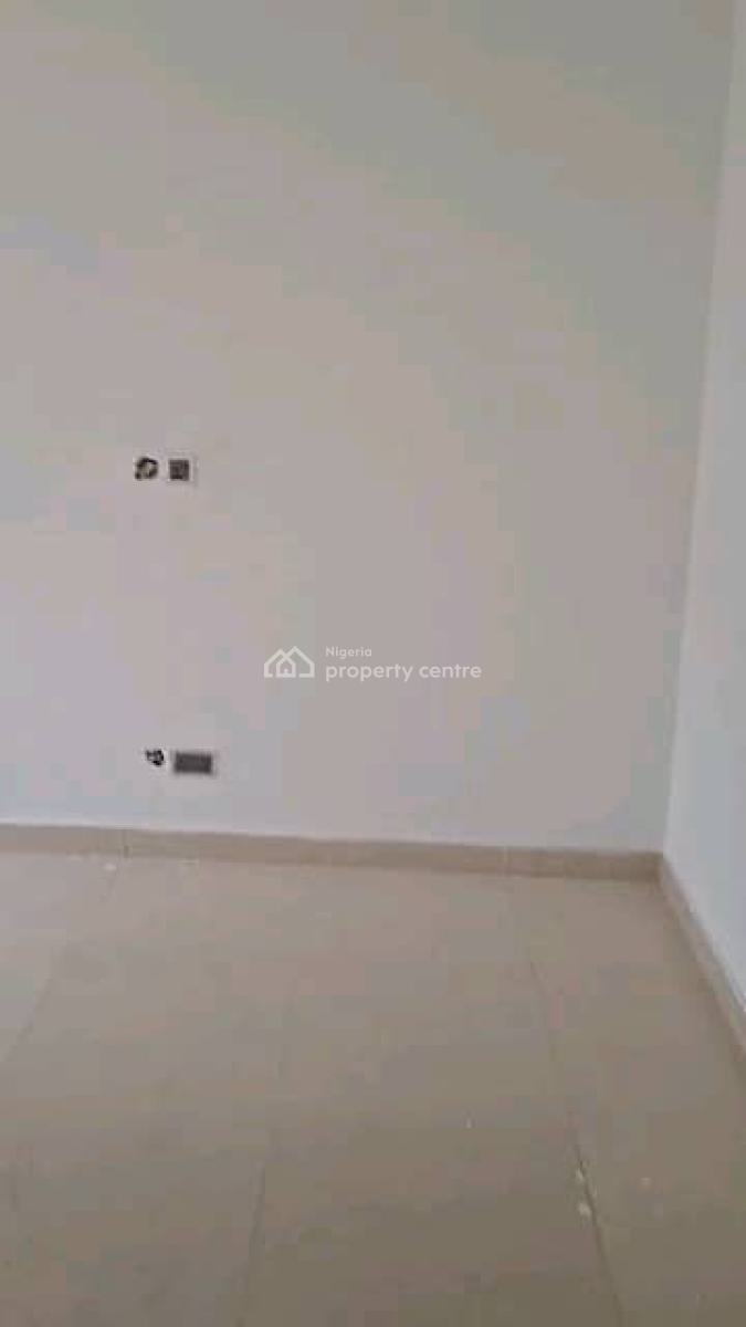 Tastefully Finished Spacious Standard Built 3 Bedroom Apartment., Jahi, Abuja, House for Rent