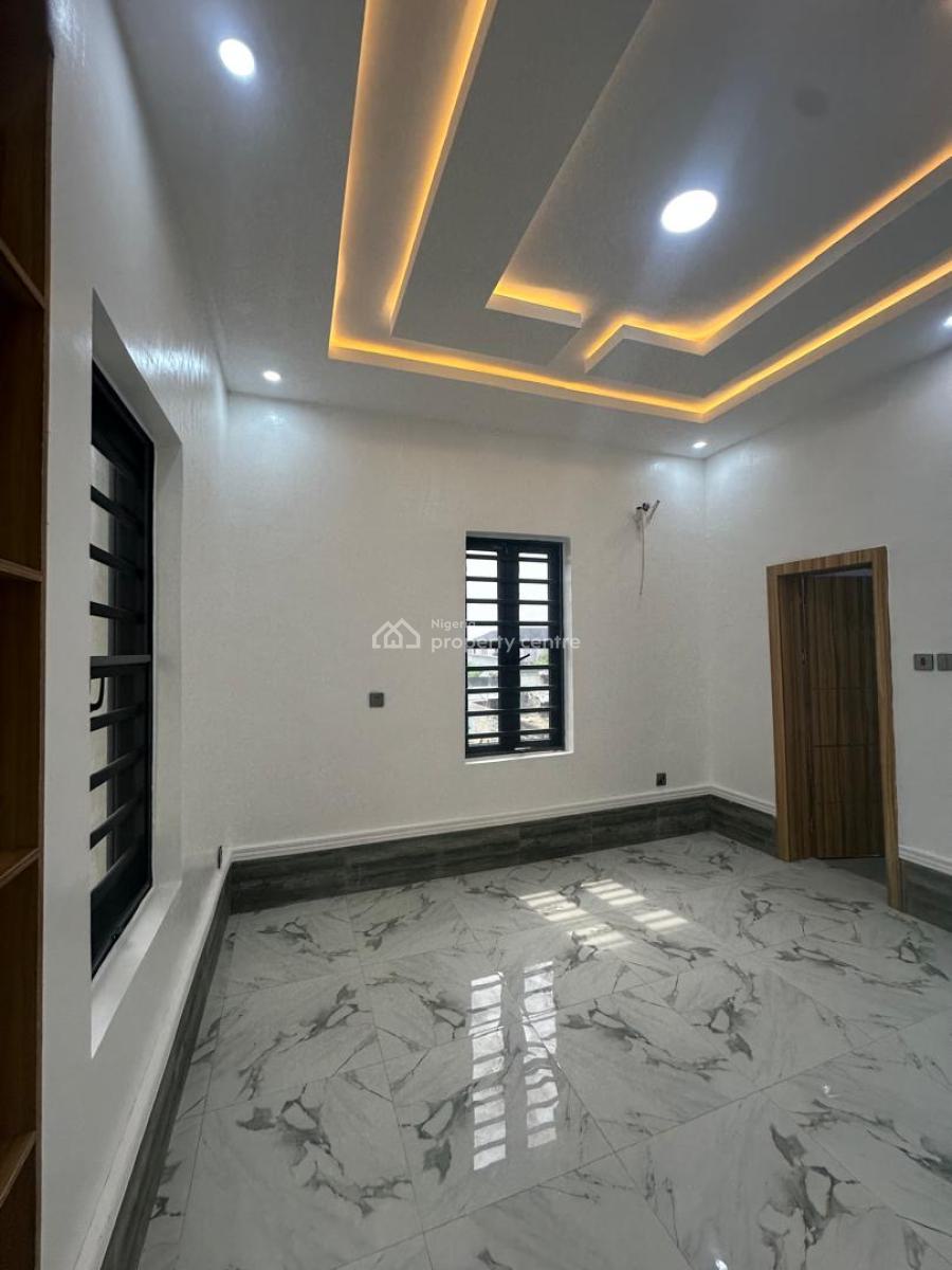 Two Bedroom Flat, Mobil Road, Ilaje, Ajah, Lagos, Flat / Apartment for Rent