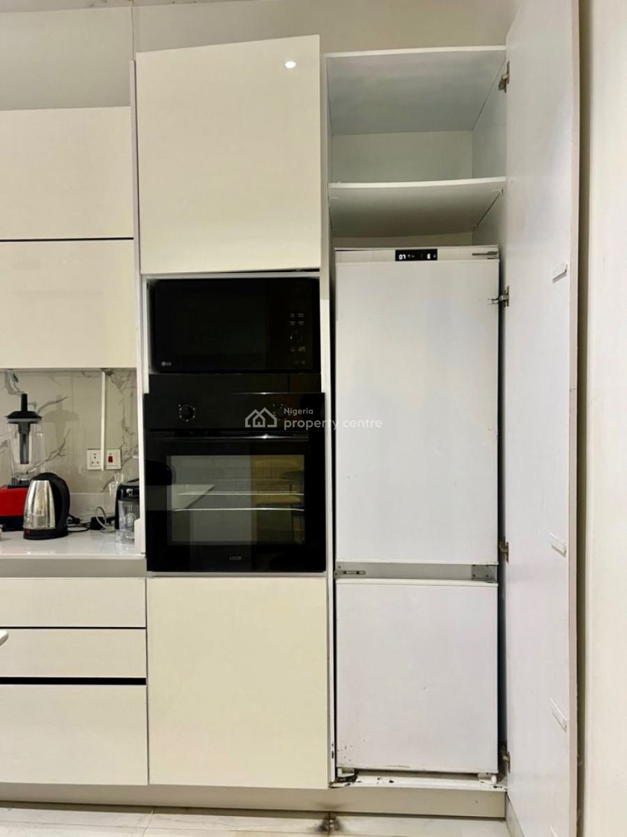 Distress Deal! Exquisite & Beautifully Furnished 3 Bedroom Penthouse, Lekki Phase 1, Lekki, Lagos, Flat / Apartment for Sale