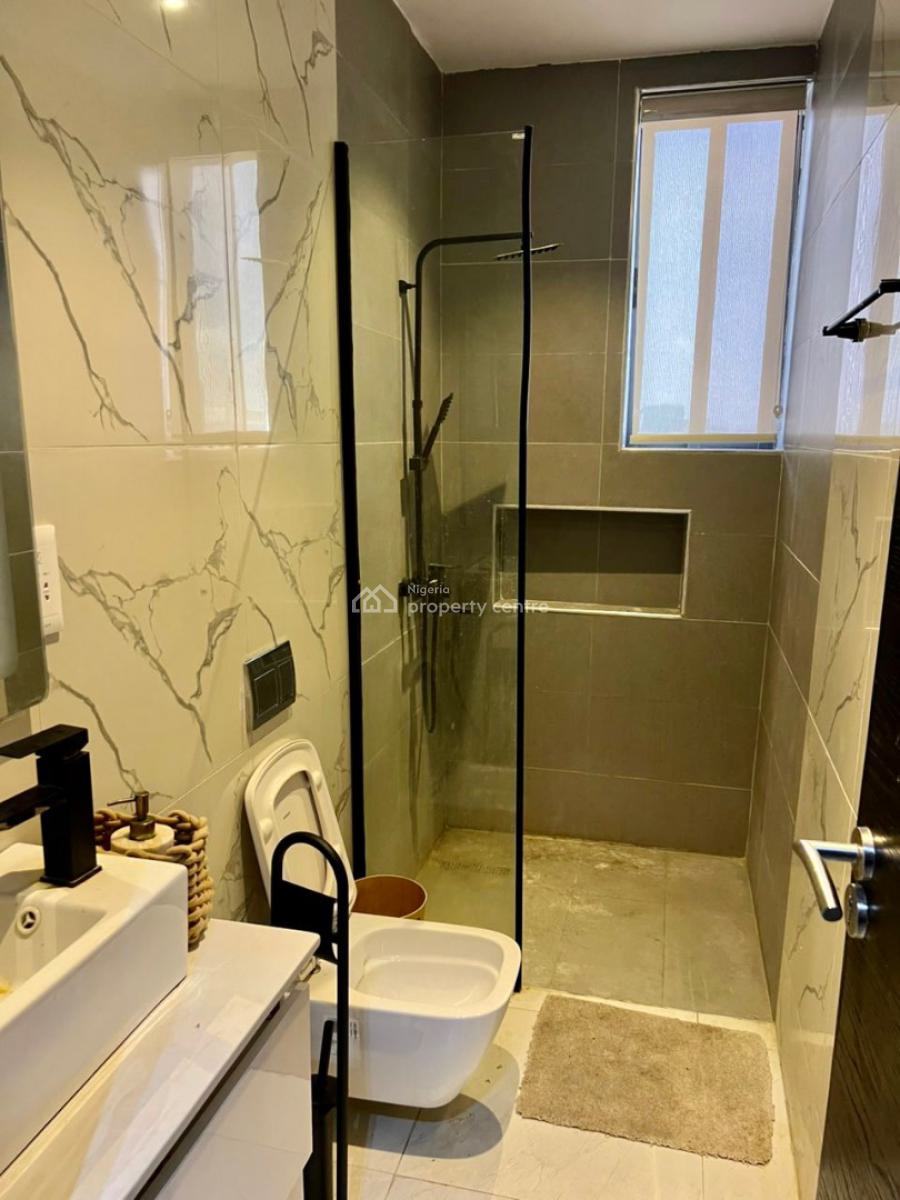 Distress Deal! Exquisite & Beautifully Furnished 3 Bedroom Penthouse, Lekki Phase 1, Lekki, Lagos, Flat / Apartment for Sale