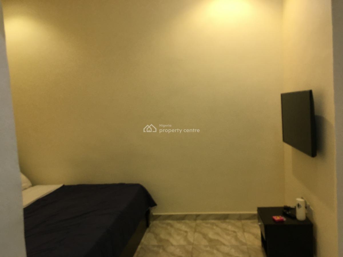 Fully Furnished 3 Bedrooms Bungalow, Behind Shonibare Estate, Maryland, Lagos, Terraced Bungalow Short Let