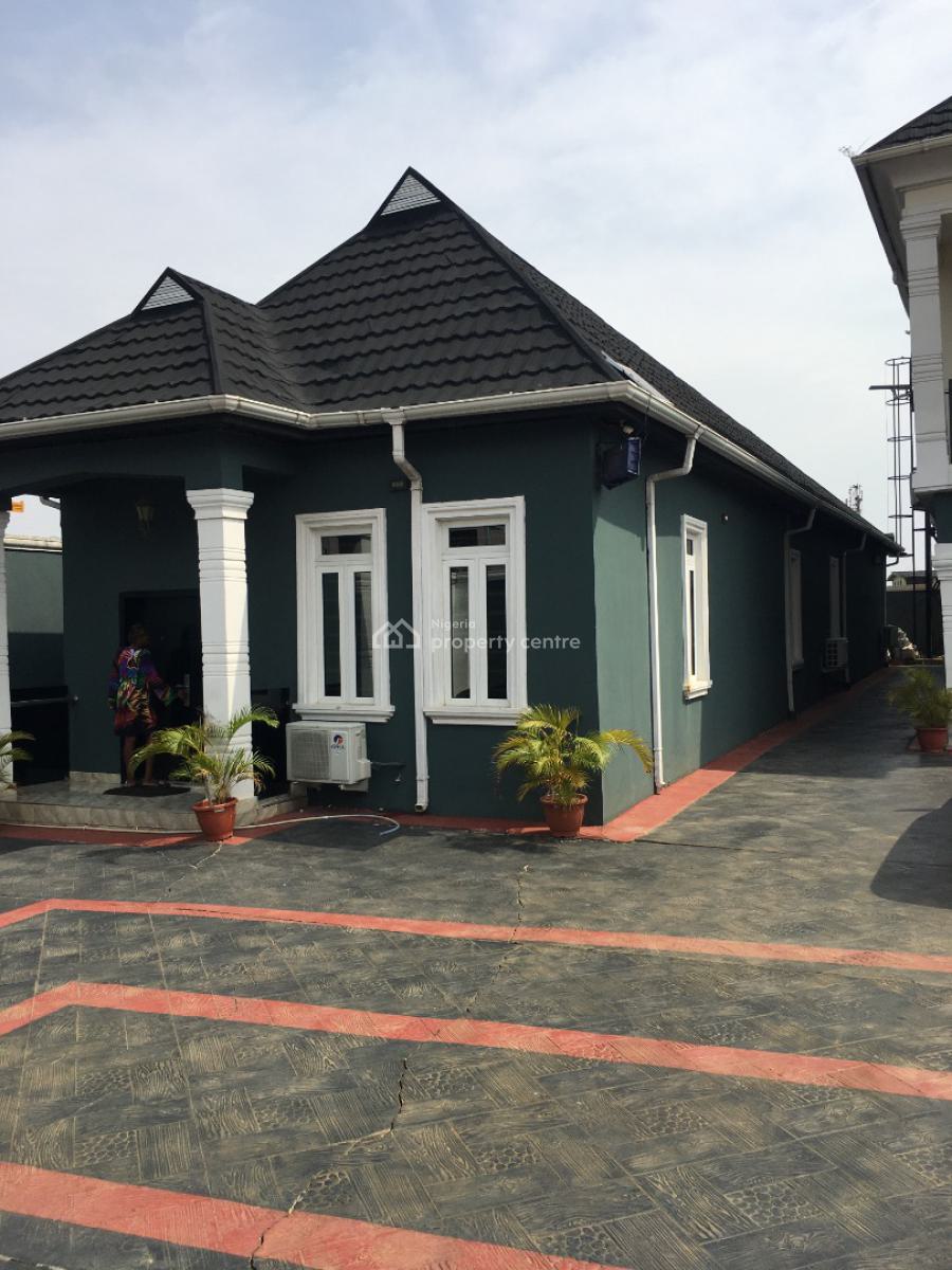 Fully Furnished 3 Bedrooms Bungalow, Behind Shonibare Estate, Maryland, Lagos, Terraced Bungalow Short Let
