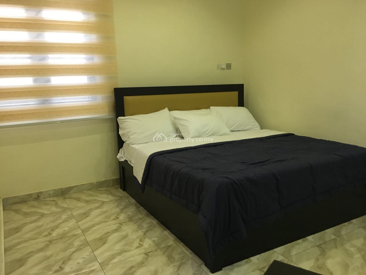 Fully Furnished 3 Bedrooms Bungalow, Behind Shonibare Estate, Maryland, Lagos, Terraced Bungalow Short Let