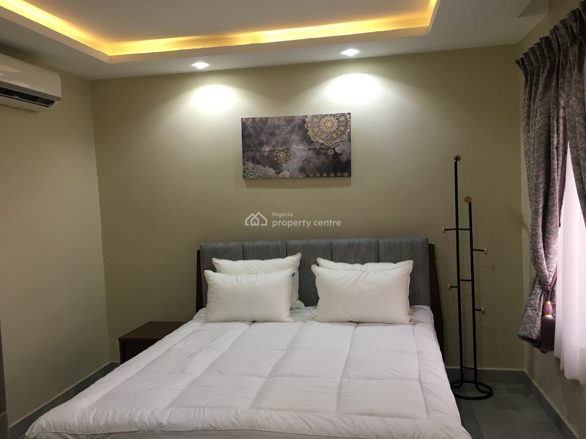 Fully Furnished 3 Bedrooms Penthouse, Behind Shonibare Estate, Maryland, Lagos, Flat / Apartment Short Let