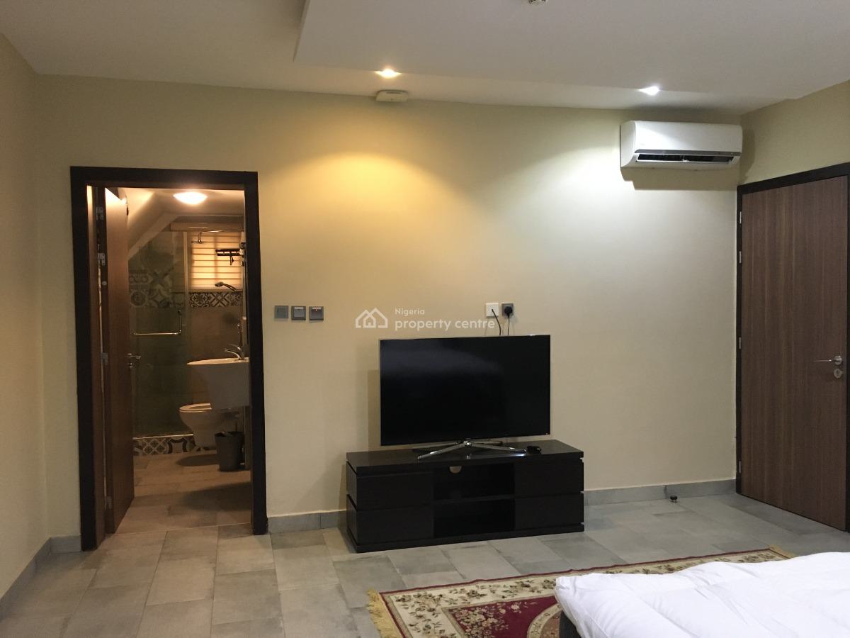 Fully Furnished 3 Bedrooms Penthouse, Behind Shonibare Estate, Maryland, Lagos, Flat / Apartment Short Let