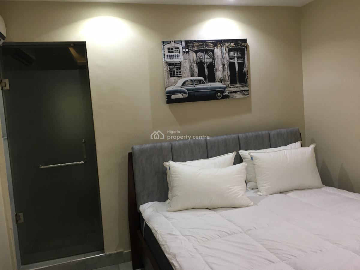 Fully Furnished 3 Bedrooms Penthouse, Behind Shonibare Estate, Maryland, Lagos, Flat / Apartment Short Let