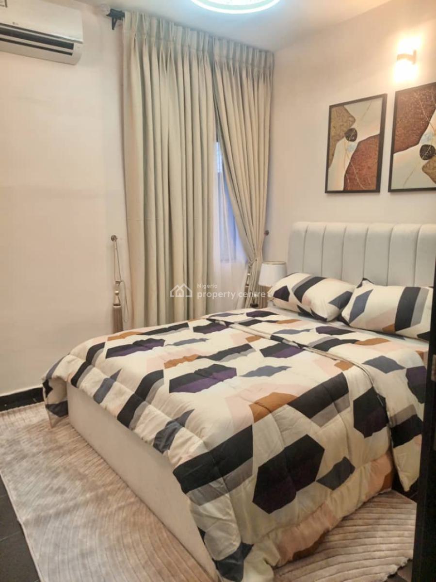 Tastefully Furnished 3 Bedroom Flat Located Inside a Serene Secured Ne, Ikeja Gra, Ikeja, Lagos, Flat / Apartment for Rent