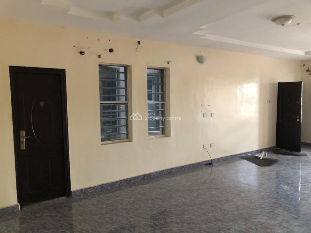 Relatively New 3 Bedroom Flat Plus 1 Room Located in a Serene Secured, Ikeja Gra, Ikeja, Lagos, Flat / Apartment for Rent
