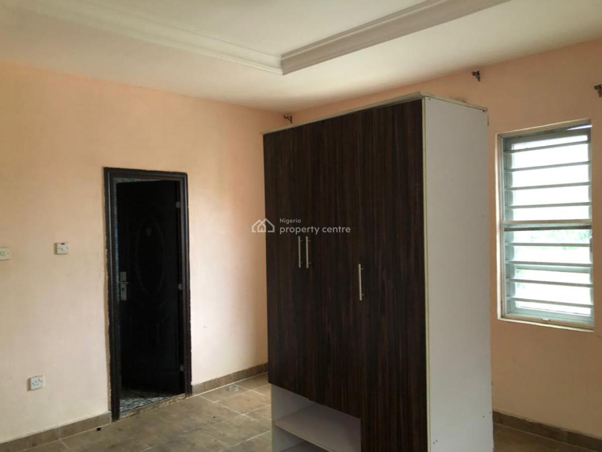 Relatively New 3 Bedroom Flat Plus 1 Room Located in a Serene Secured, Ikeja Gra, Ikeja, Lagos, Flat / Apartment for Rent