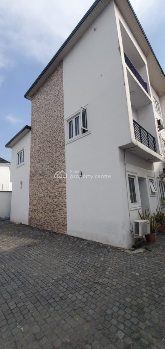 3 Bedroom Terraced Duplex with a Room Bq, Off Emma Abimbola Cole Street, Lekki Phase 1, Lekki, Lagos, Terraced Duplex for Rent