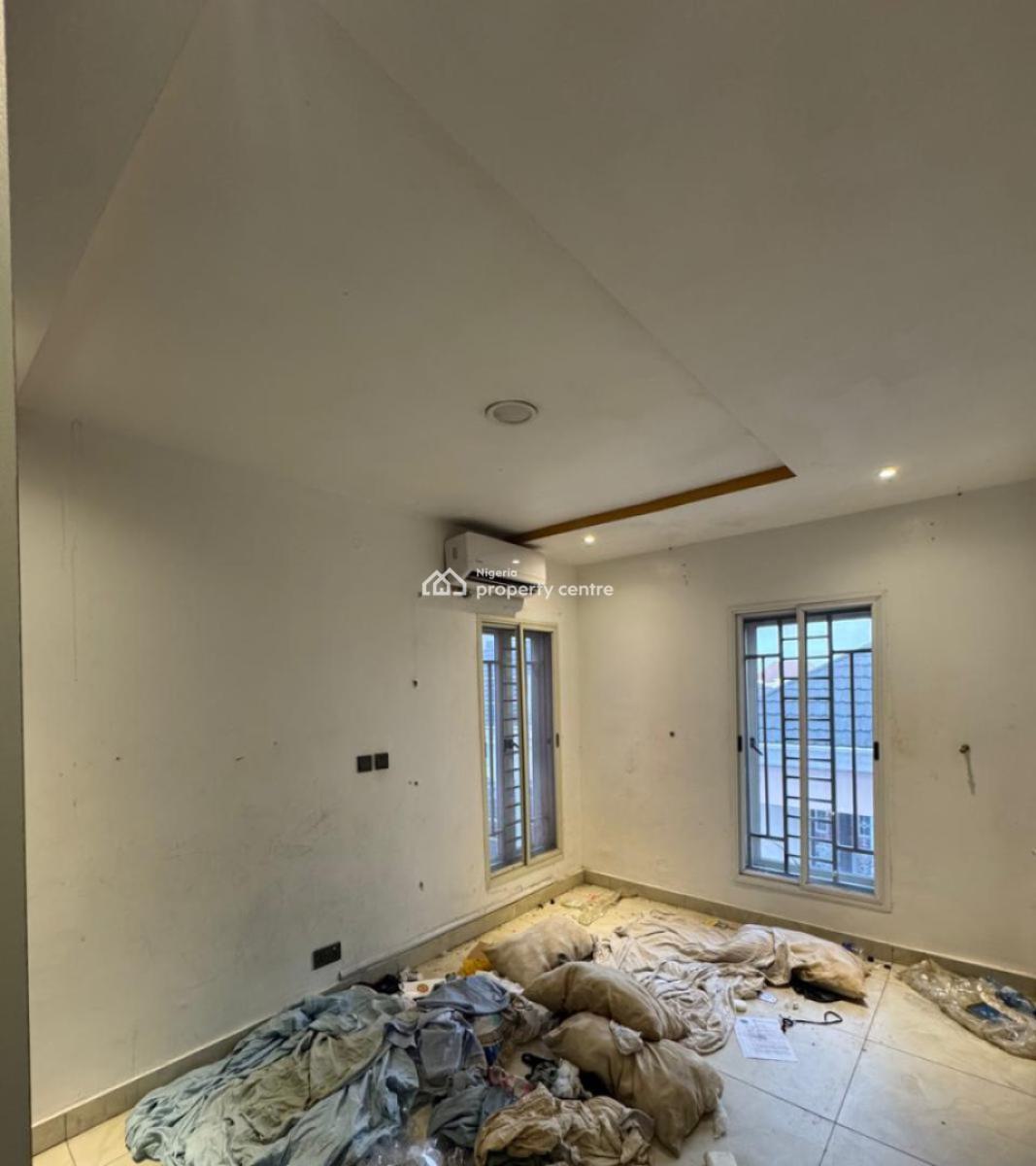 Luxury 2 Bedroom Apartment, Lekki Phase 1, Lekki, Lagos, Flat / Apartment for Rent