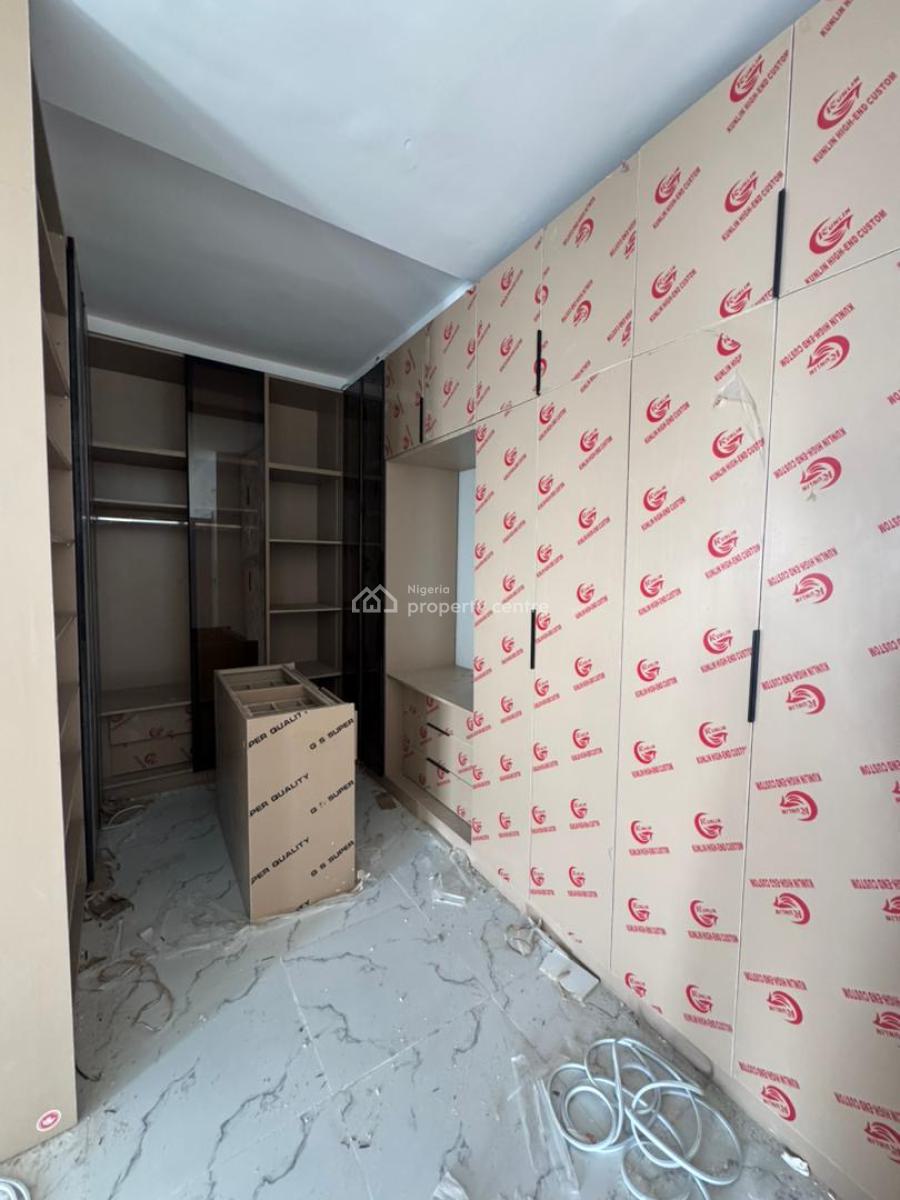 Very Spacious 4 Bedroom Duplex with Spacious En-suite Rooms Bq, Very Spacious 4 Bedroom Duplex with Spacious En-suite Rooms Bq, Vgc, Lekki, Lagos, Semi-detached Duplex for Sale